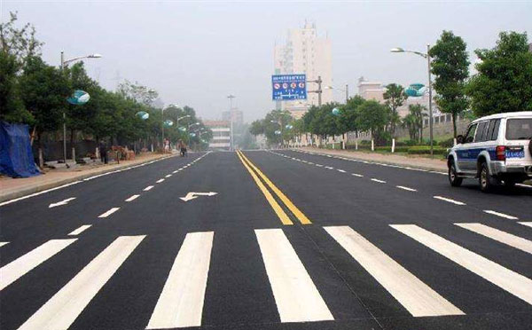 拉萨标线涂料在拉萨环氧地坪项目中的选择与应用